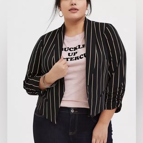 Torrid Black Stripe Crepe Open Front Blazer Size 2X - Picture 2 of 4